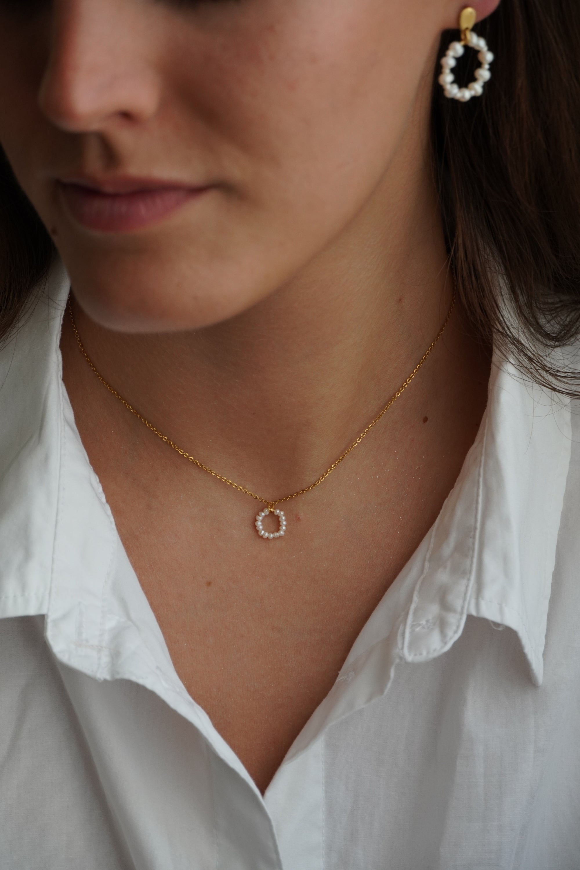DINA NECKLACE PEARLS