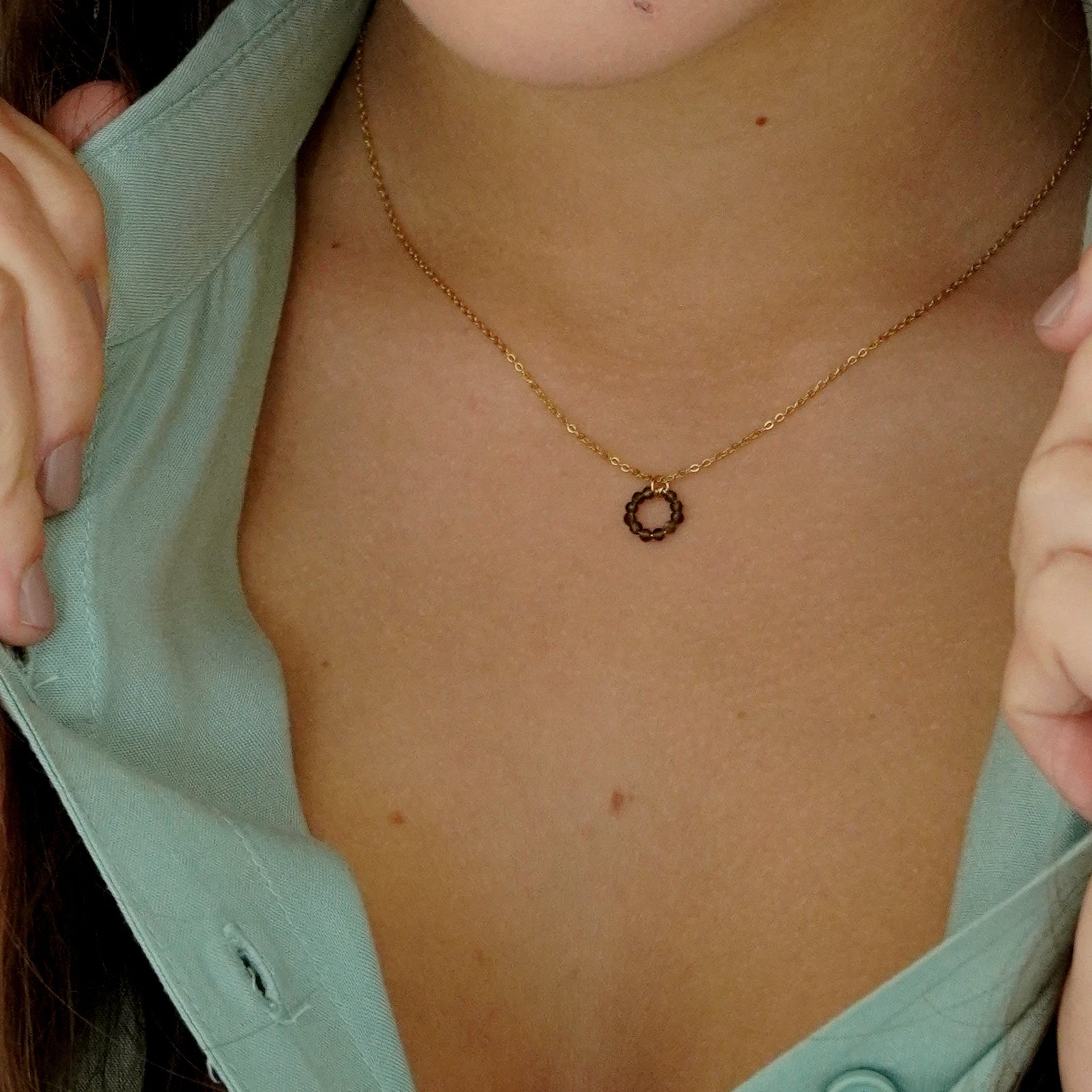 DINA NECKLACE DARK GREEN